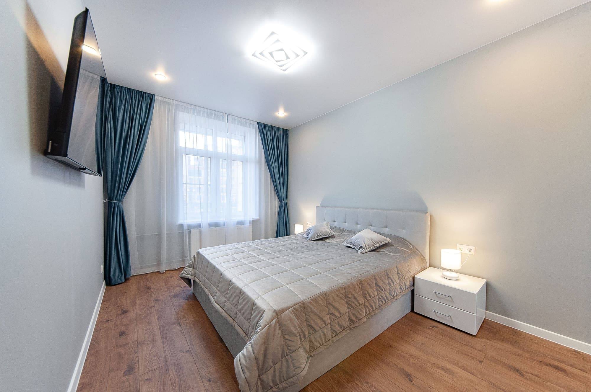 м. Молодежная - фото 12