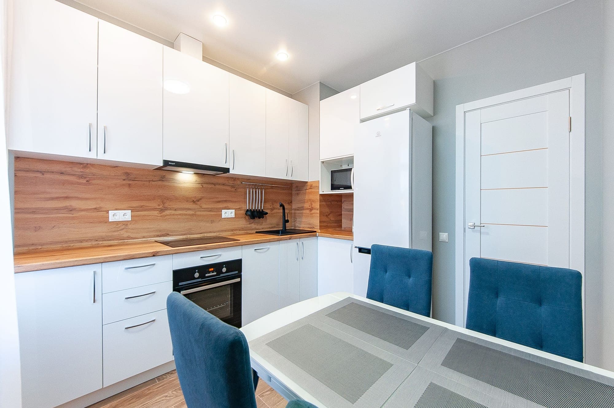 м. Молодежная - фото 8